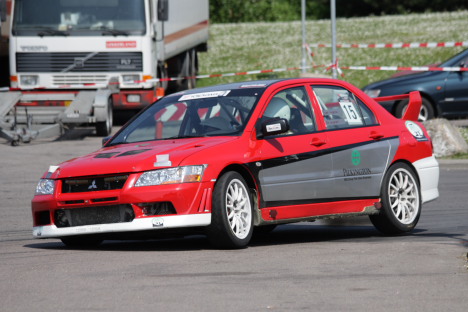 Steen Andersen og Kim Jørgensen i Mitsubishi Lancer.
(Foto: Motorsporten.dk)